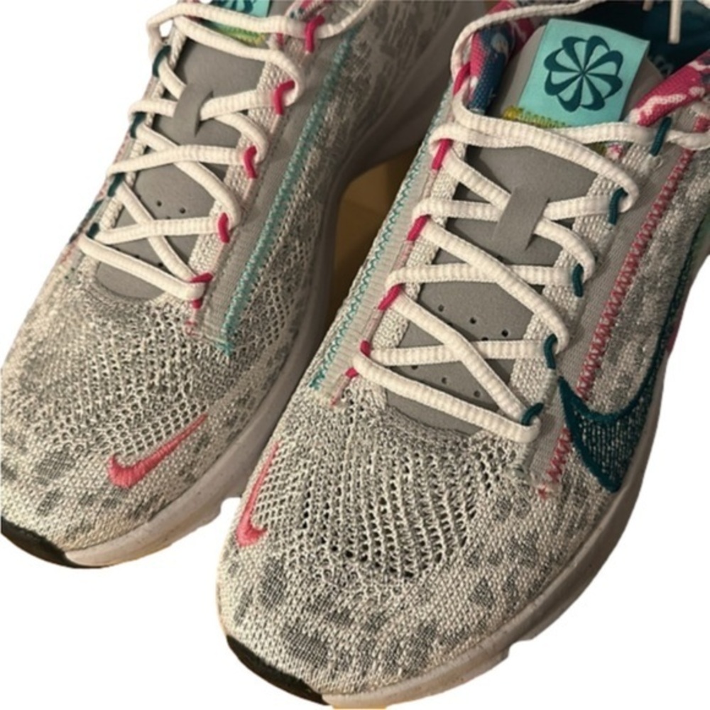 Nike Women's Multicolor Knit Athletic Shoes - White with Teal & Pink Accents